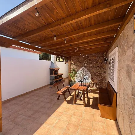 La Casita De Piedra * Tarajalejo