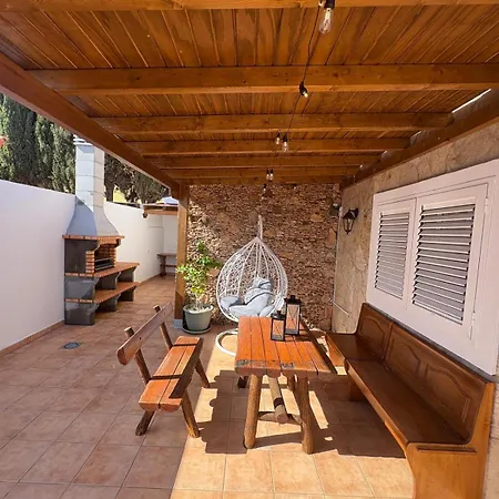 La Casita De Piedra *