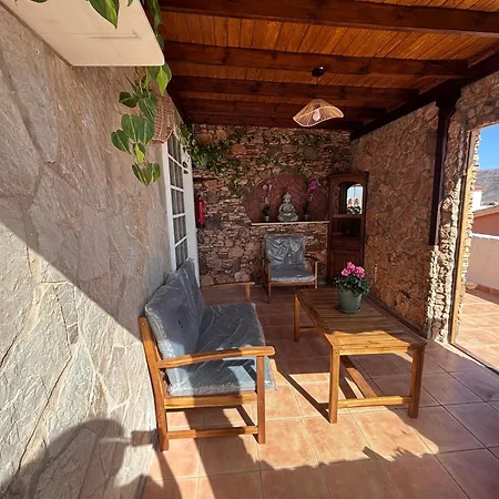 La Casita De Piedra
